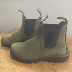 Blundstone Forest Green Ankle Boots